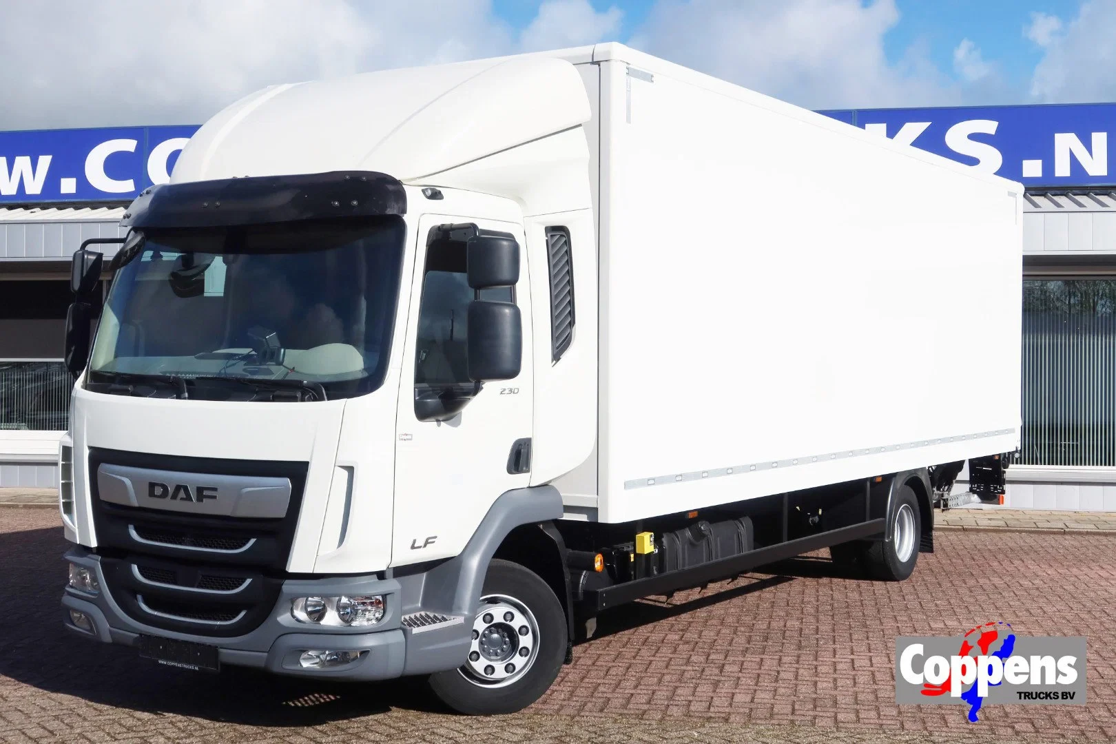 DAF LF 230 2024 - FA Bak+ Dhollandia klep 1500 KG 6 cilinder, nieuwe type 2 tacho afbeelding 1
