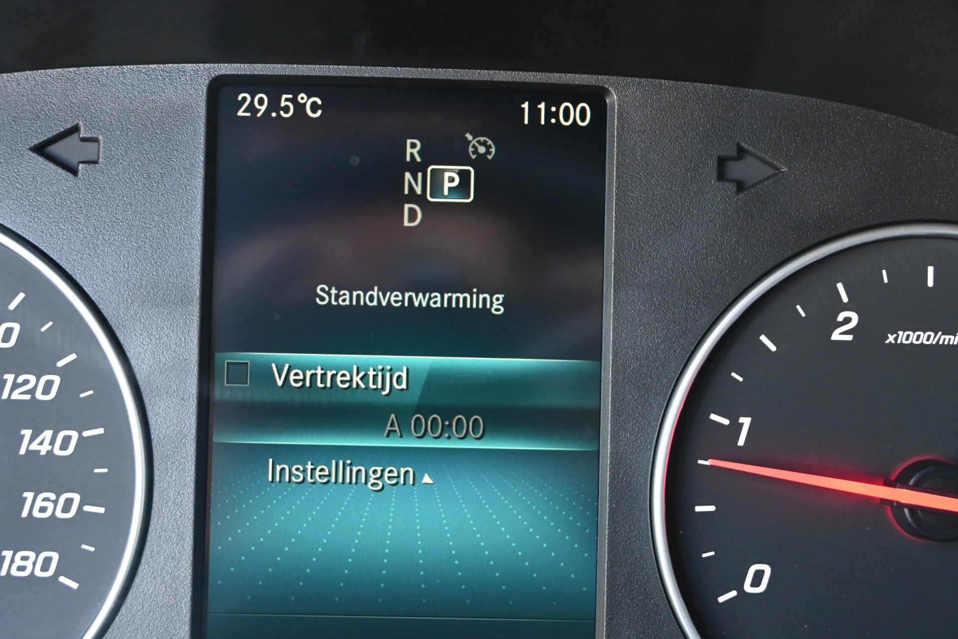 Mercedes-Benz Sprinter 2024 - 319 CDI 4x4 L2H2 AWD obrázek 23