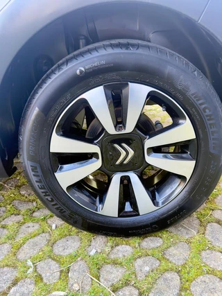 Citroën C3 2021 - 1.2 Turbo Shine - Automaat - Navi - CarPlay - Cru obrazek 25