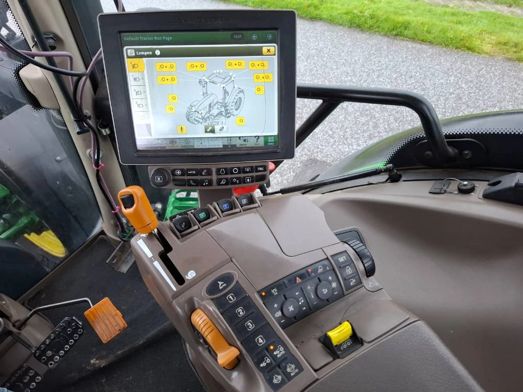 John Deere 2018 - 6215 R zdjęcie 13