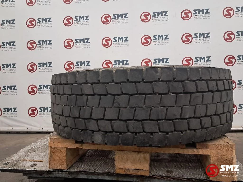 Diversen 2023 - Occ vrachtwagenband 315/70R22.5 154/150L Giti afbeelding 1