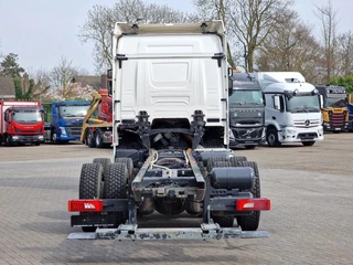 Scania R 2019 - R580 V8 NGS 6x4 chassis - Retarder - 4.75 WB - Full air - Leather - Led - Navi immagine 6
