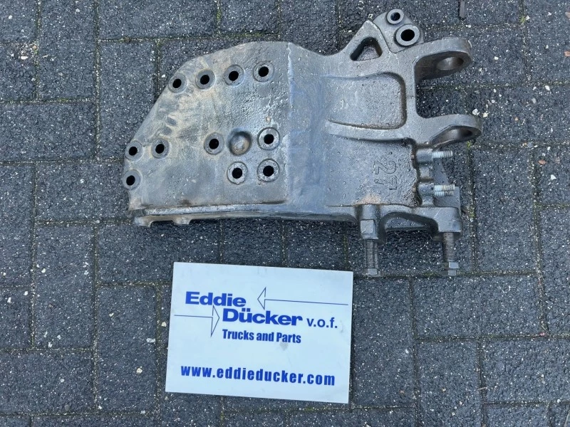 Scania 2015 - 1846827 GRONDSTEUN RECHTS VOOR obrázek 3