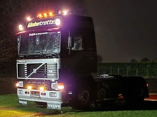 Volvo F 16 1992 - 500 Globetrotter 4x2 - Fully renovated - Volvo Demo colors - New paint - Perfect shape - Telma imagen 20