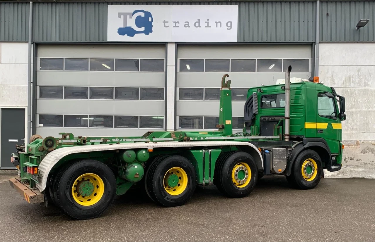 Volvo FM1850-T 2007 - Terberg 8x4 hooklift afbeelding 3