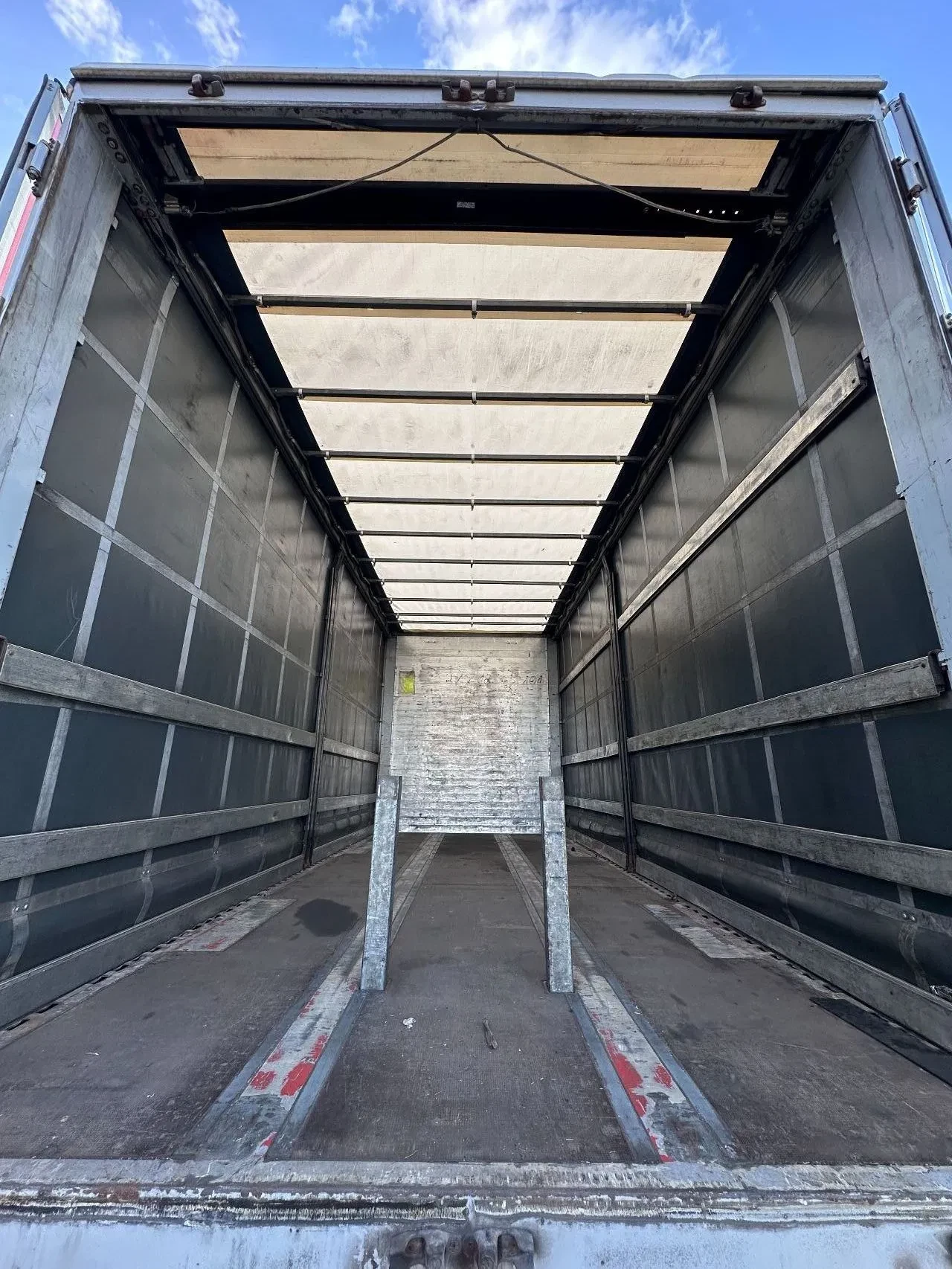 DAF XF 106.440 2015 - DAF XF 106 440 BL 4x2 *SpaceCab *Pritschenwagen mit Schiebeplane und EDSCHA - Verdeck obrázek 17