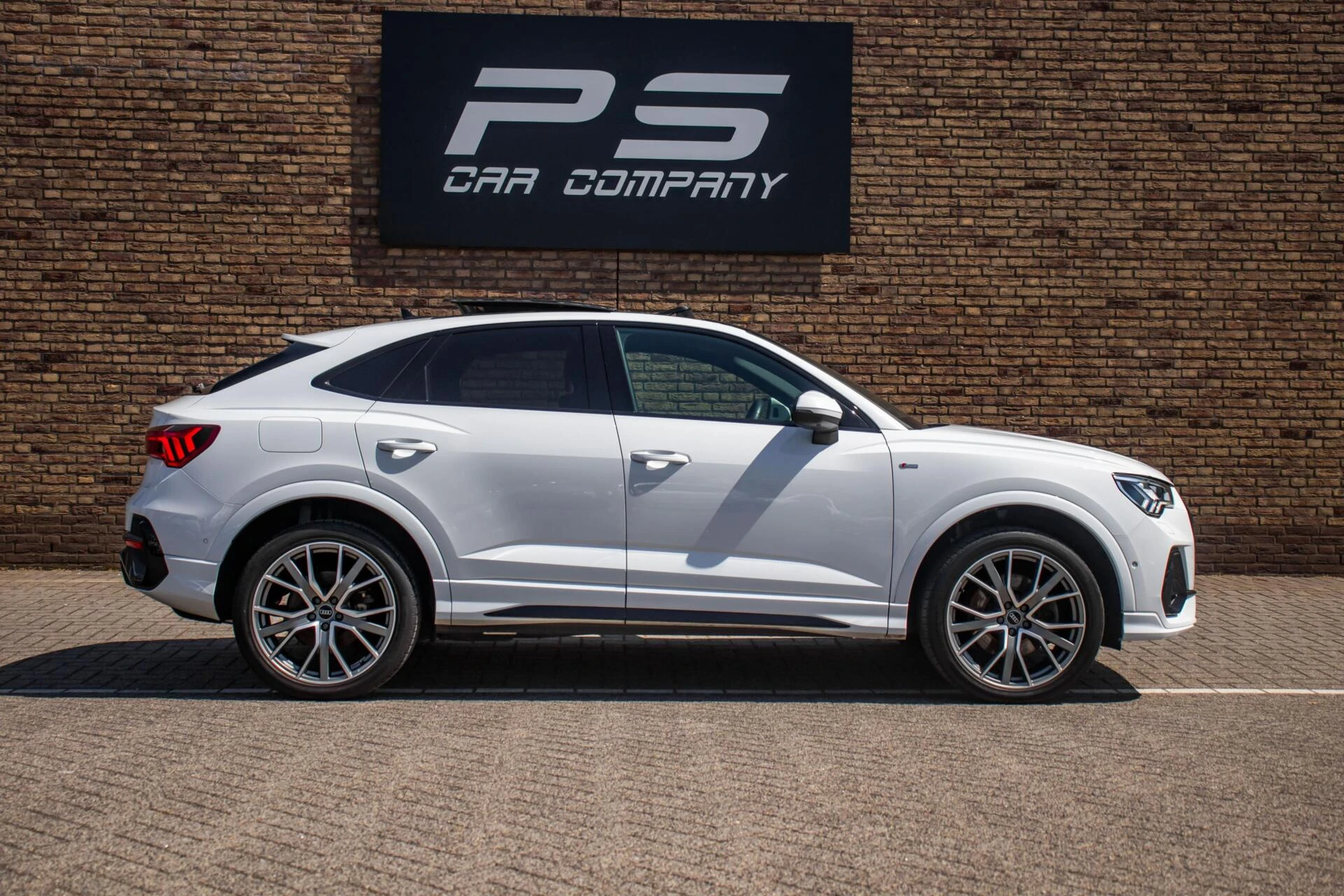Audi Q3 2021 - 45 TFSI e 3x S-Line, VOL!, Pano, Leder, B&O, Ambient afbeelding 7