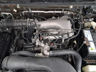 Mitsubishi Pajero 2015 - GLS 3.5 - V6 , 4x4 , 7 Pers., Full Option image 19