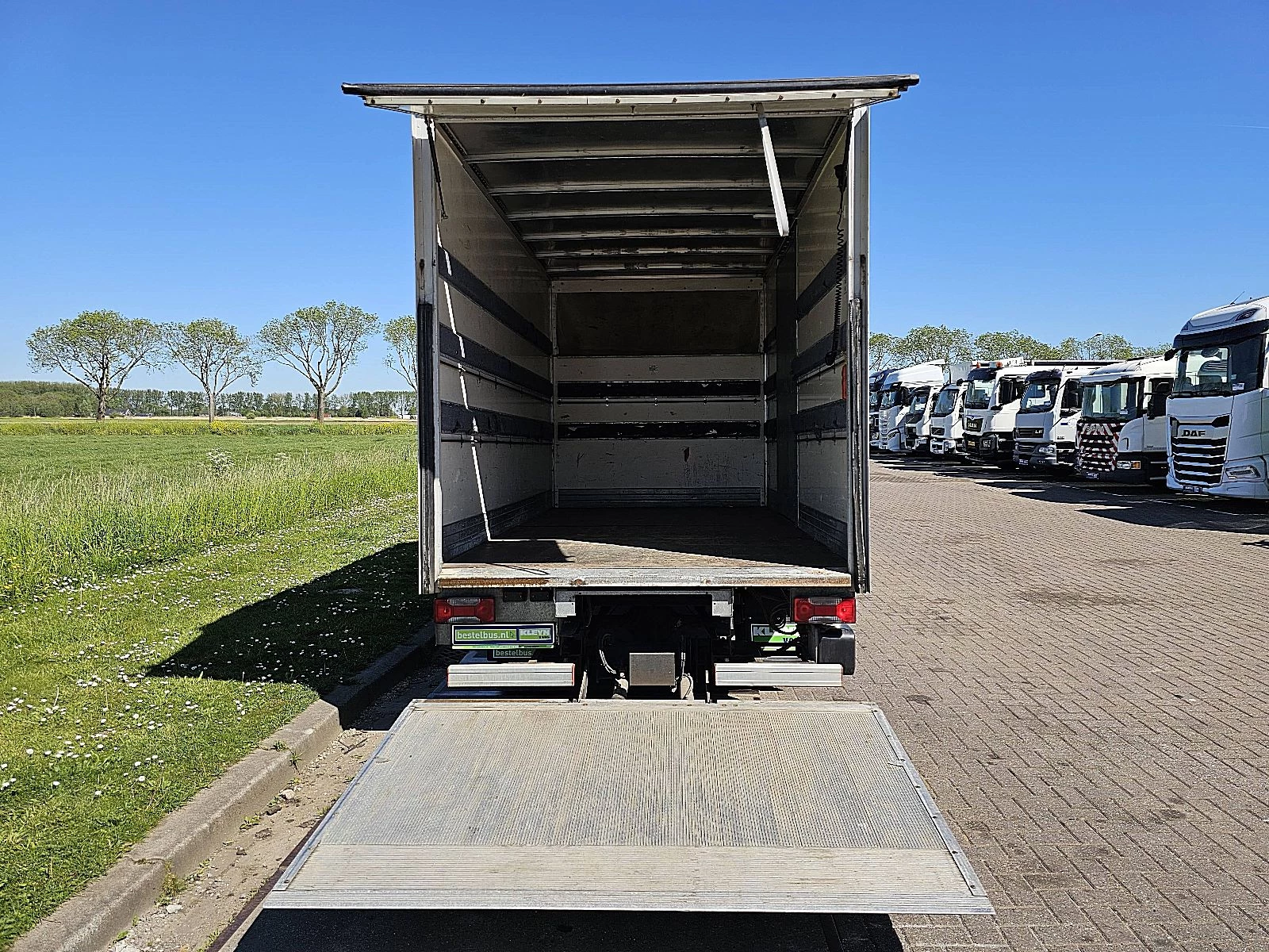 Iveco Daily 2019 - 35C16 image 12