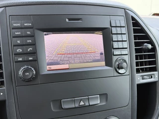 Mercedes-Benz Vito 2017 - 111 CDI 115 PK E6 / L2H1 / NIEUWSTAAT !! / 2x SCHUIFDEUR / LED / AIRCO / CRUISE / LANE ASSIST / BLINDSPOT / CAMERA image 17