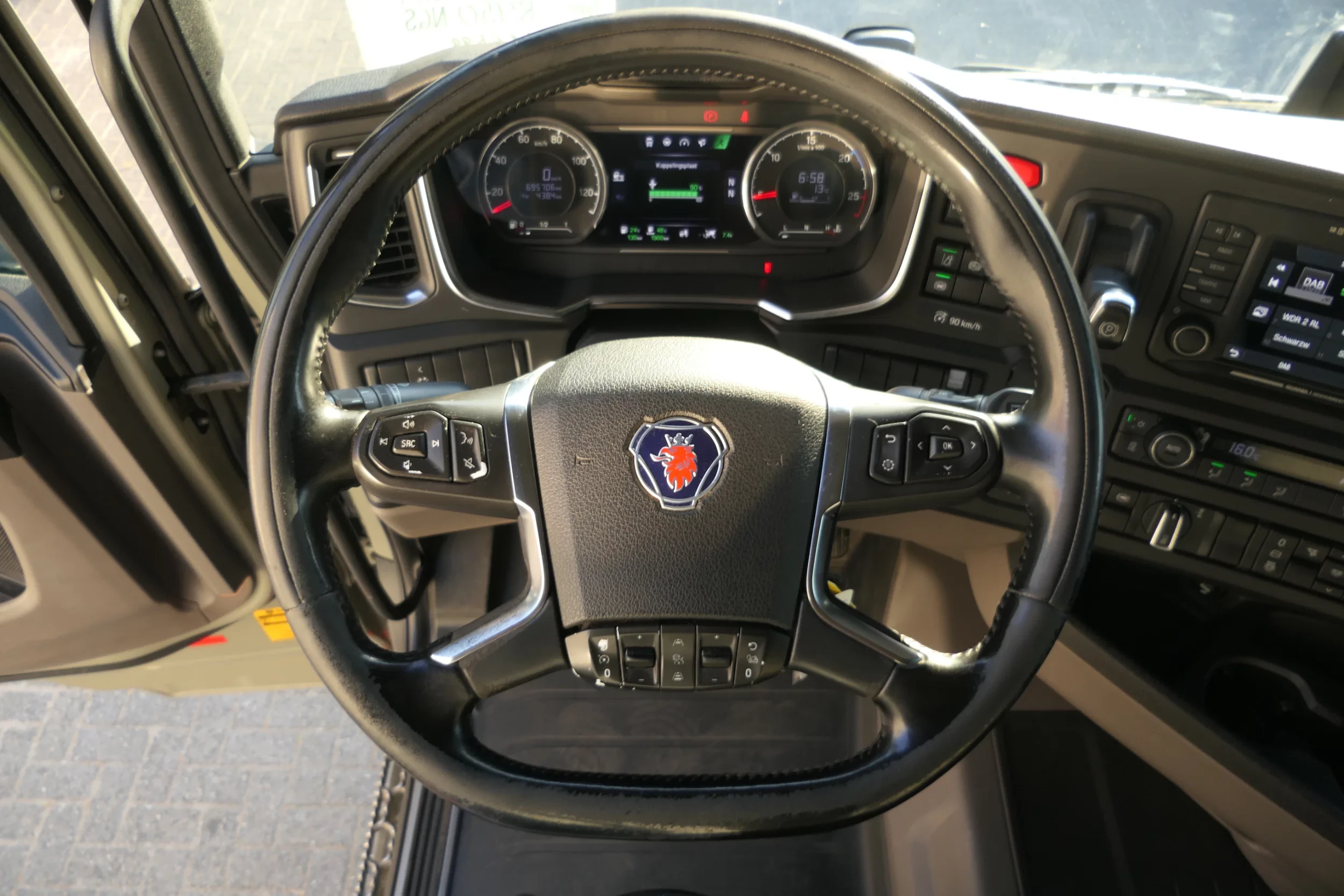 Scania R 2021 - R450 NGS | Hydraulic | Retarder | 695706Km | 2021 | Full Air | Alcoas | Smart Tacho 2 | Stand klima | Euro6-D | TUV/MOT/APK 04-2027 | German Truck afbeelding 32