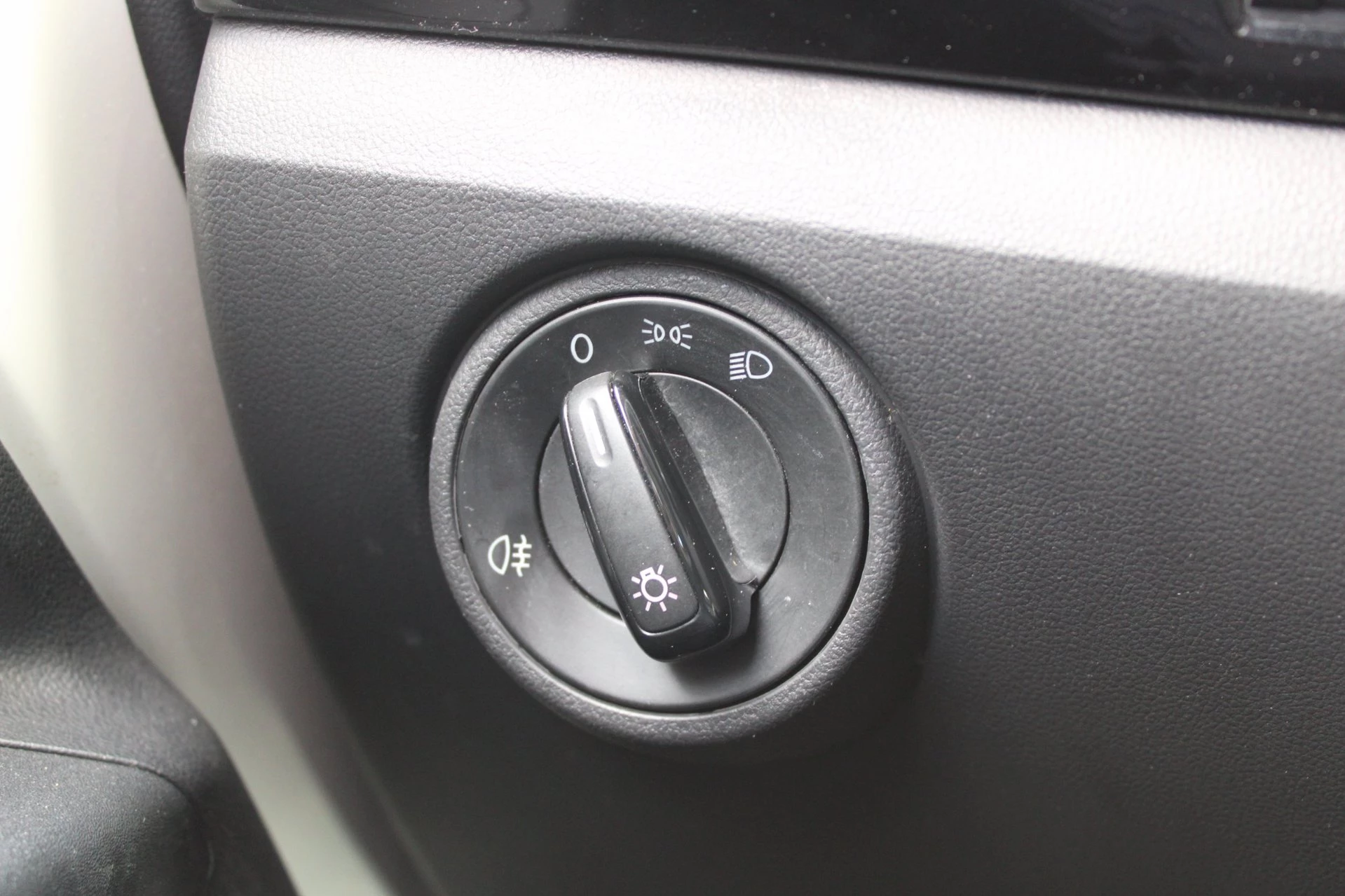 Volkswagen up! 2015 - 1.0 Move Up! BlueMotion Navigatie 1eEigenaar afbeelding 16