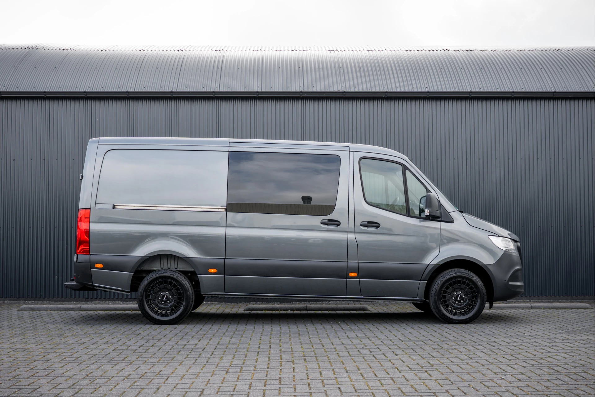Mercedes-Benz Sprinter 2021 - 317 CDI RWD L2H1 | 170 PK | Automaat | 1e Eigenaar | Cruise | Camera | Mbux | PDC | Climatronic Bild 6