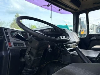 MAN FE 2001 - 410A 8x4 FULL STEEL KIPPER (ZF16 MANUAL GEARBOX / ZF-INTARDER / FULL STEEL SUSPENSION / REDUCTION AXLES / AIRCONDITIONING) immagine 12