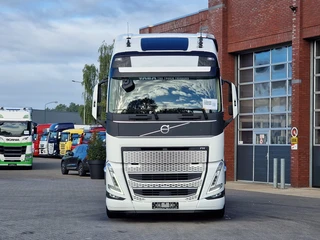 Volvo FH 2022 - 13.500 Globetrotter XL 6x2 - PTO/Hydraulic - 3.20 WB - I Save afbeelding 2 miniatuur