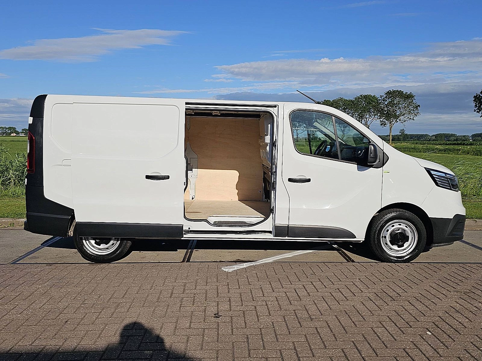 Renault Trafic 2022 - 1.6 DCI obrázek 15