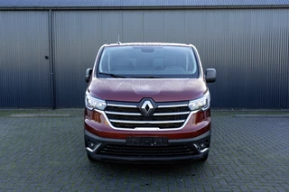 Renault Trafic 2024 - Renault Trafic Blue dCi 150PK | L2H1 | 9-Zits | IN BTW/BPM | LED | Camera | Navi | Zijschuifdeur R+L | Cruise | Airco | PDC | Euro 6 bild 2