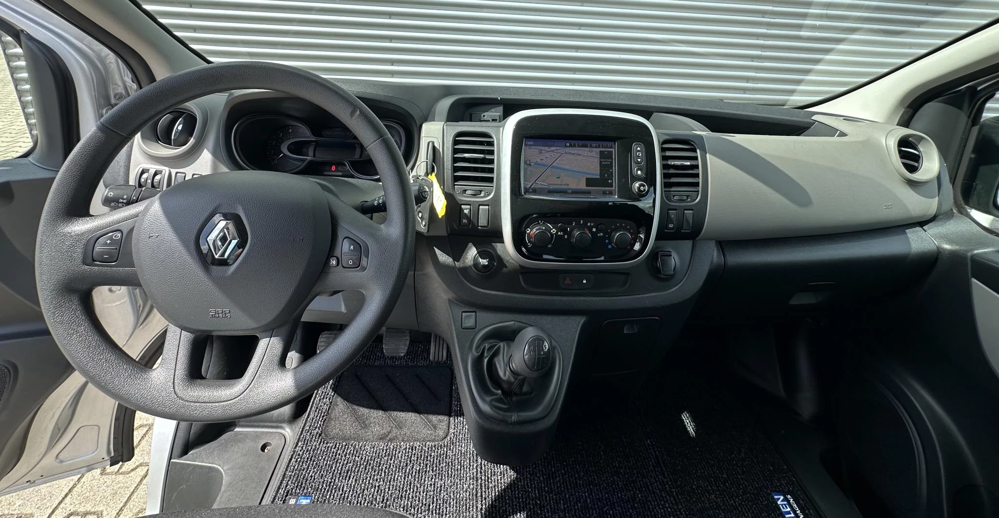 Renault Trafic 2018 - 1.6 dCi T29 L2H1 DC Dubbele cabine MARGE BTW VRIJ obrázek 2