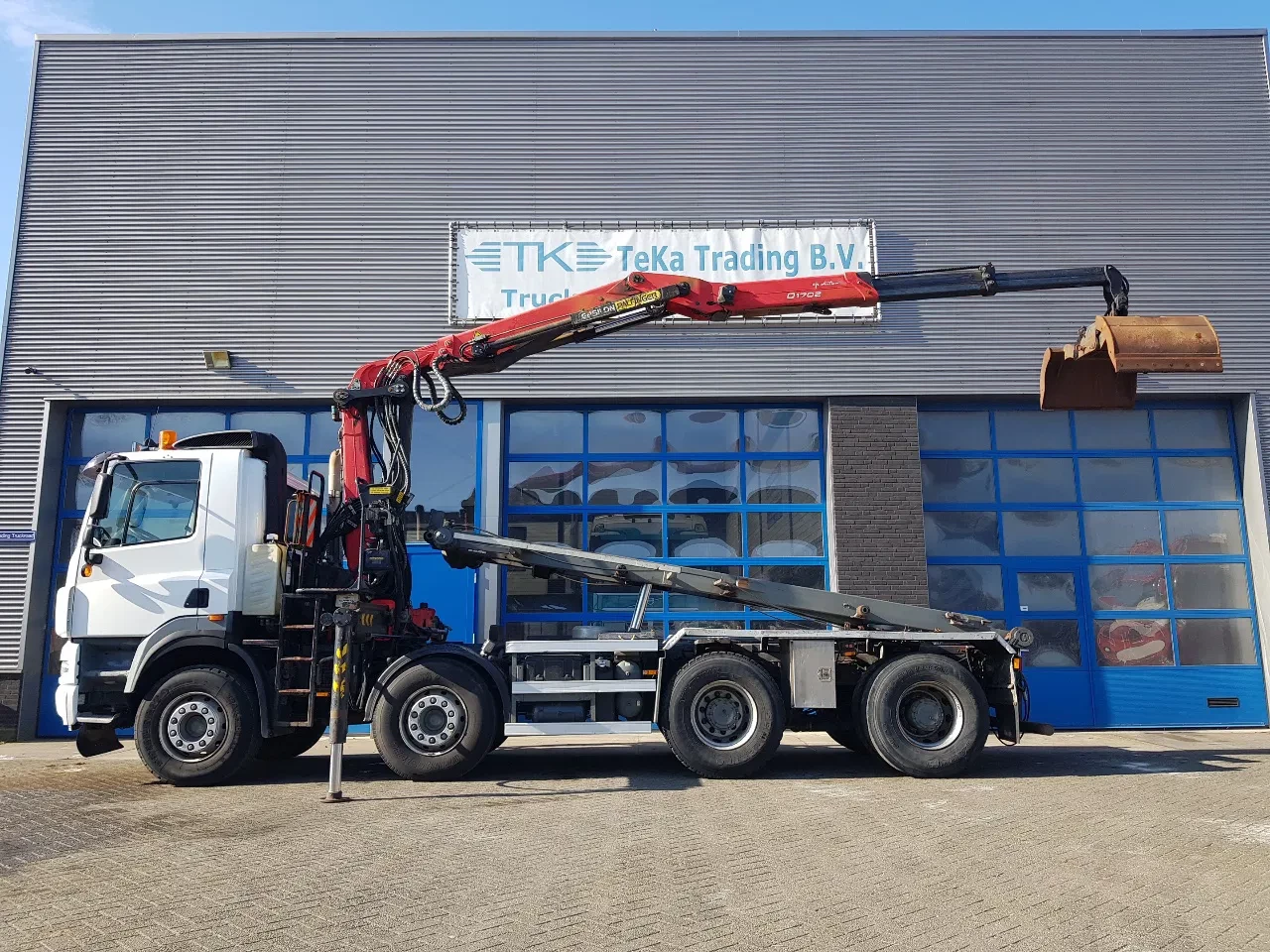 Ginaf X 4241 S 2009 - 8x4 NCH Z-Crane Epsilon Palfinger Q170Z88 afbeelding 3