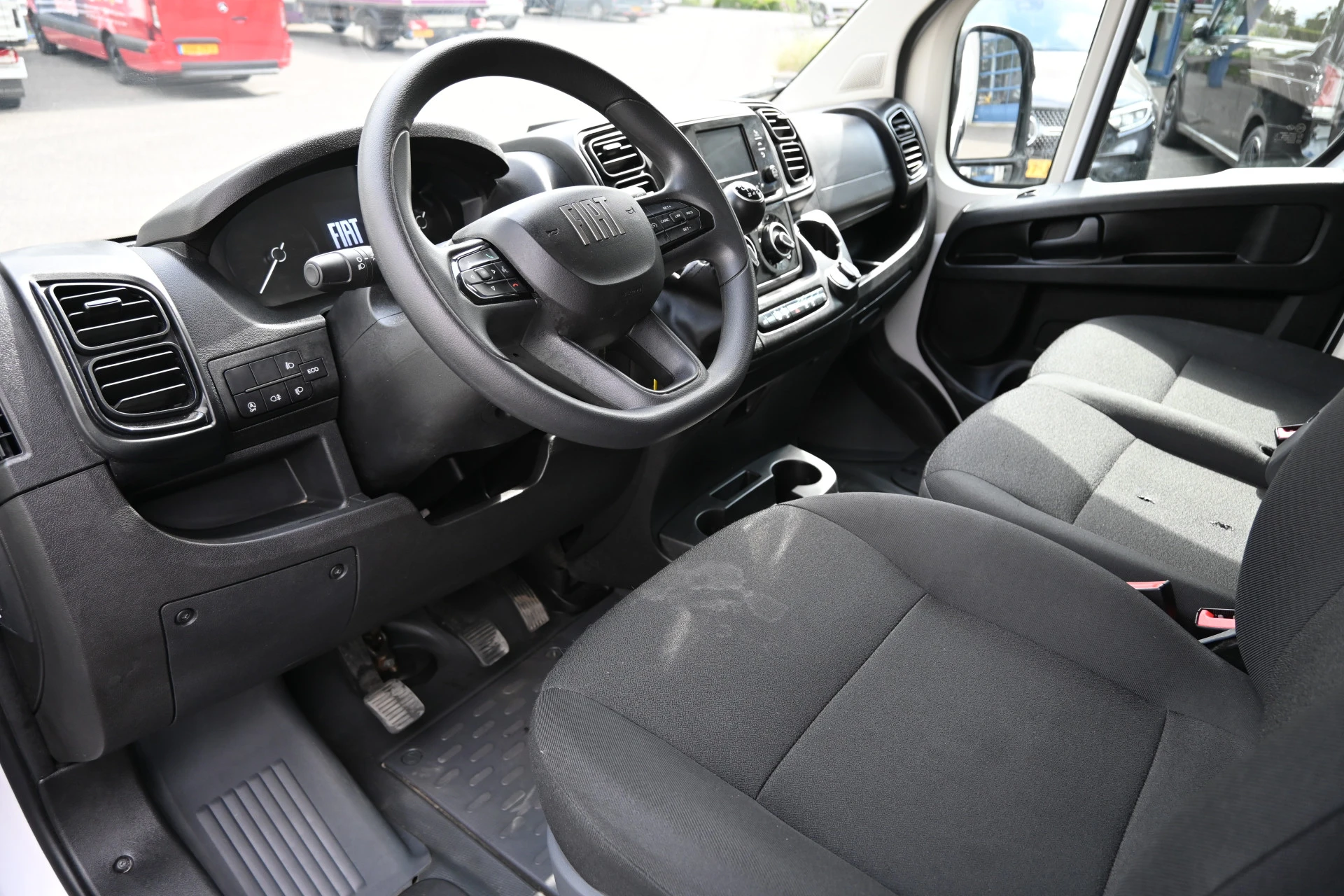 Fiat Ducato 2024 - L2H2 2.2 MultiJet 140 pk 3.5t afbeelding 4