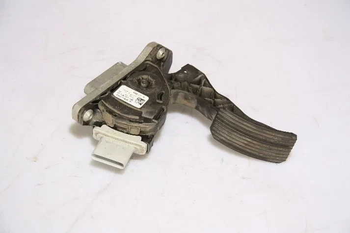 MAN - Electrical System Pedaalstandsensor afbeelding 1