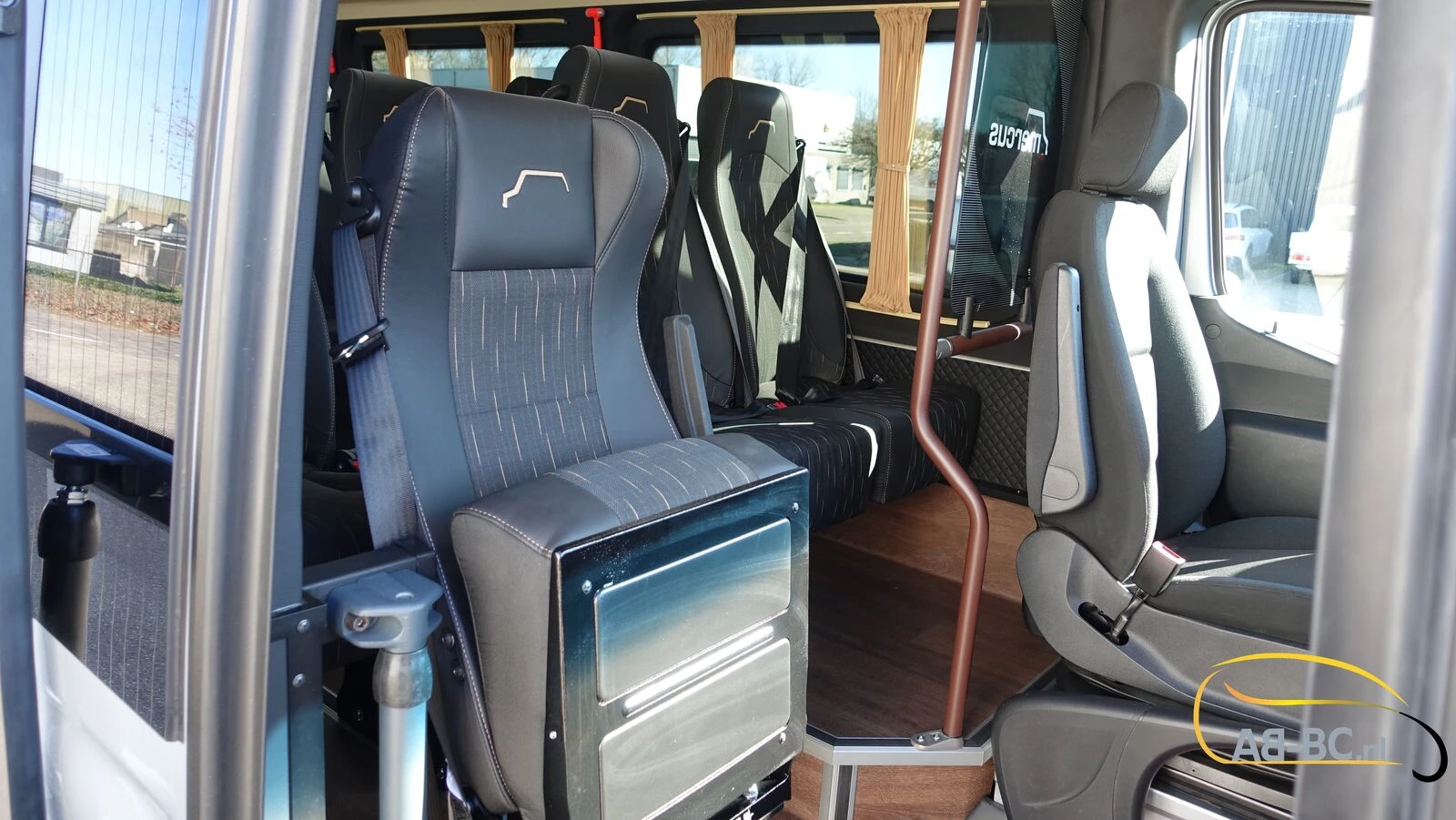 Mercedes-Benz Sprinter 2026 - NEW 519 CDI 24 Seats EURO 6 obrázek 36