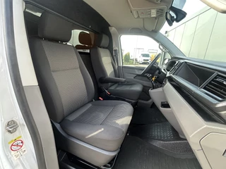 Volkswagen Transporter 2020 - 2.0 TDI 150 PK 4-MOTION 6.1 / L2H1 / 1e EIG. / 4x4 / TREKHAAK / ACHTERKLEP / INRICHTING / AIRCO / CRUISE / NAVI / APPLE CARPLAY obrazek 7