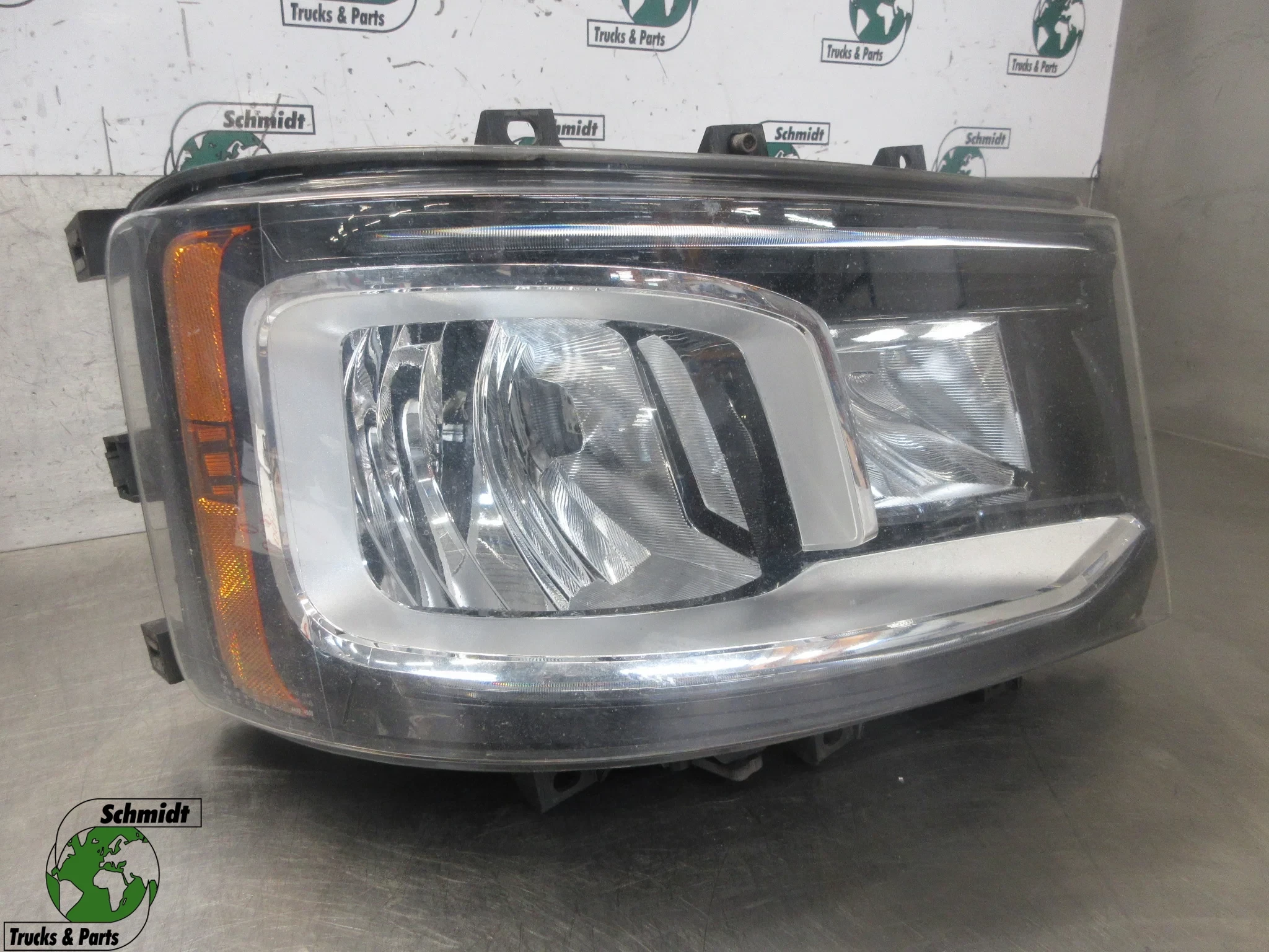Scania - 2655849 // KOPLAMP LED SCHANIA R 450 EURO 6 NGS imagen 1