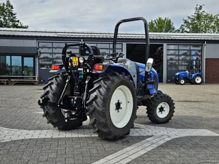 New Holland 2022 - Boomer 35 image 3 thumbnail