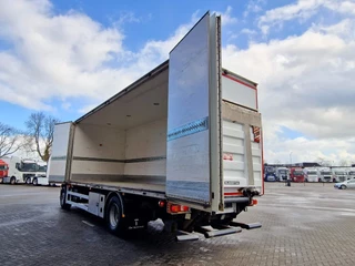 Mercedes-Benz Actros 2017 - 1833 4x2 - Bussbygg box sidedoors - Loadlift - Full air - 5.80 WB image 6
