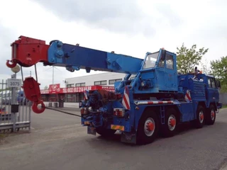 Tatra T 815 1984 - 8X8 EX AMRY imagem 3
