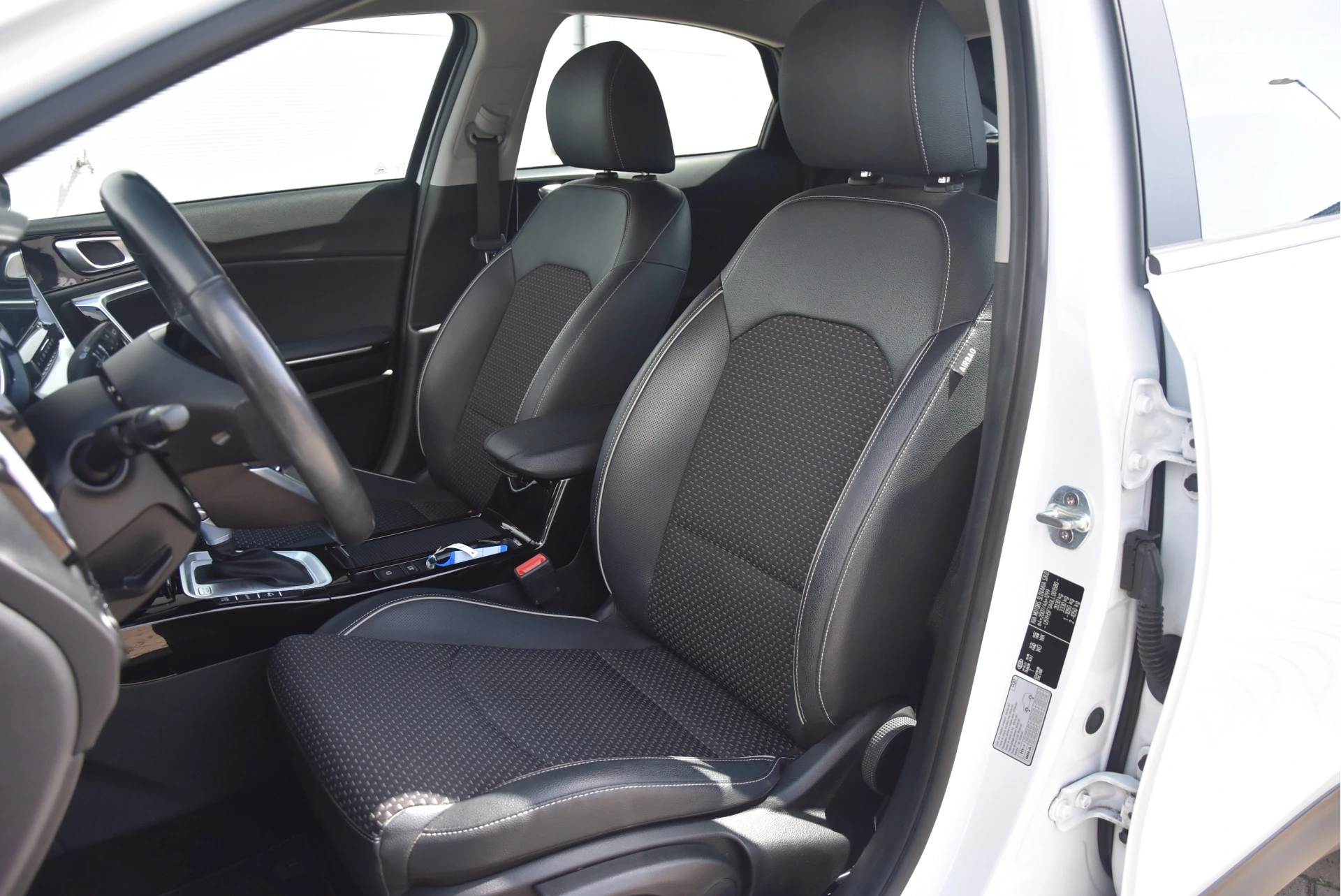 Kia XCeed 2020 - 1.6 GDi PHEV DynamicLine afbeelding 18