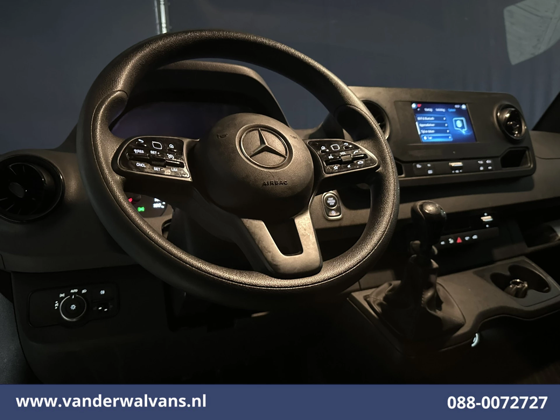 Mercedes-Benz Sprinter 2021 - 315 CDI 150pk L2H1 Euro6 Airco | Camera | Apple Carplay | Trekhaak | Cruisecontrol zdjęcie 7