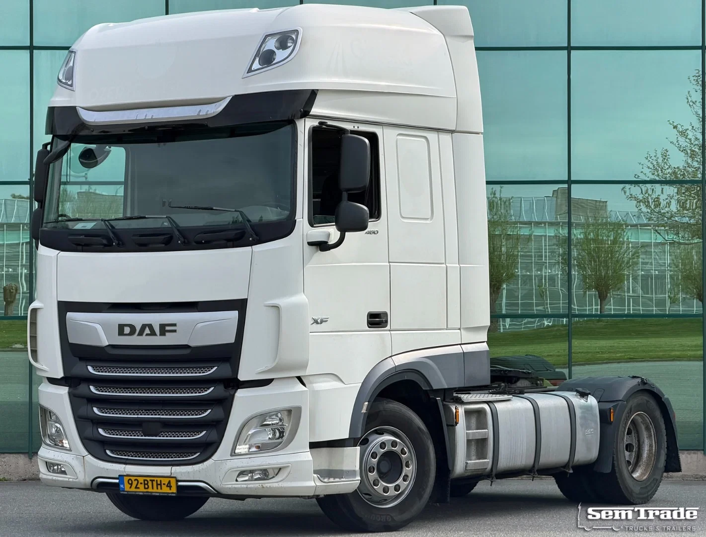 DAF XF480 2018 - EURO 6 FT SSC 2X TANKS TOP CONDITION NL-TRUCK image 1