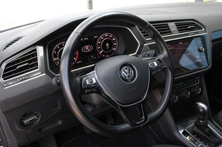Volkswagen Tiguan 2018 - 2.0 TSI 4Motion Highline R-Line PANORAMADAK VIRTUAL ACC TREKHAAK image 17