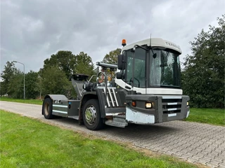 Terberg DT 2016 - 183 | DISTRIBUTION TERMINAL | 8949 HOURS !!!! | LOW STEPS obrazek 2