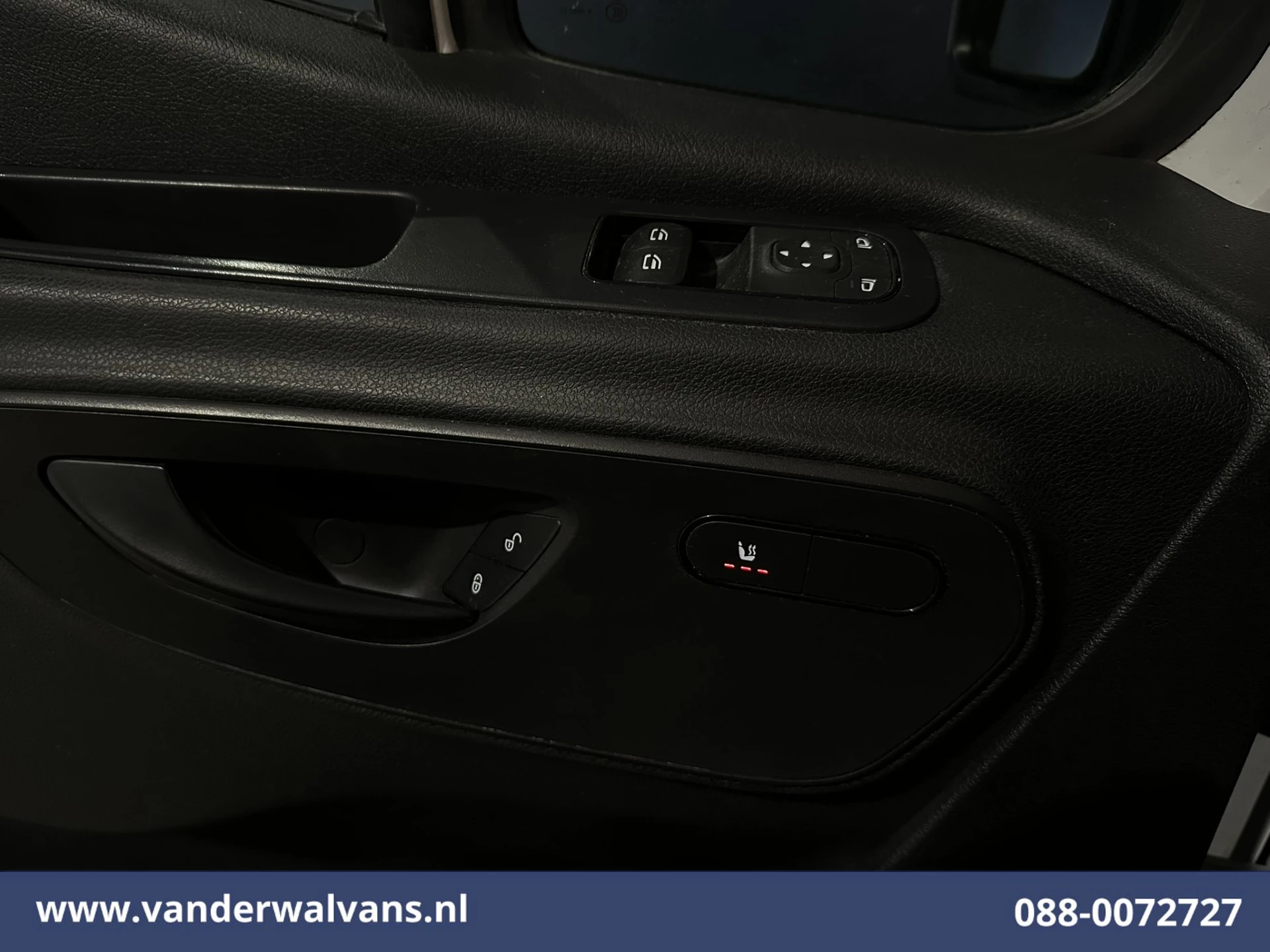 Mercedes-Benz Sprinter 2020 - 214 CDI 143pk L2H2 Euro6 Airco | Camera | Apple Carplay | Cruisecontrol | Trekhaak Bild 16