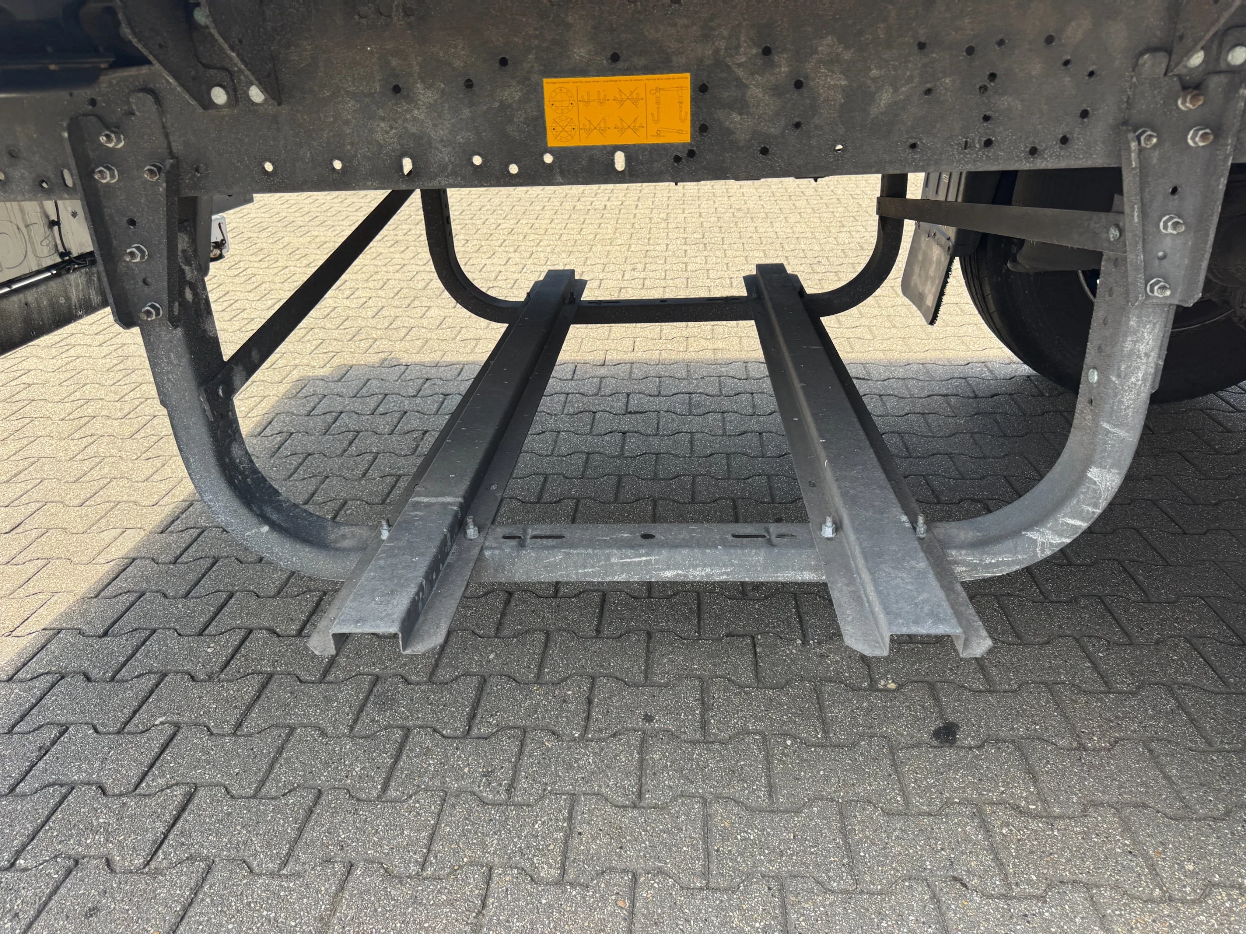 Schmitz Cargobull 2017 - Carrier Vector 1550 / Rotos Disc / Lift-Axle image 13