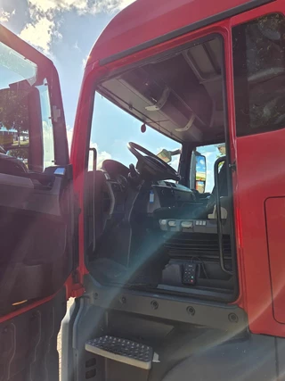 MAN TGX 2015 - 24.400 6x2 | Efficient Line | XLX | Volumecombi | 120M3 | Euro 6 | Jumbo image 11