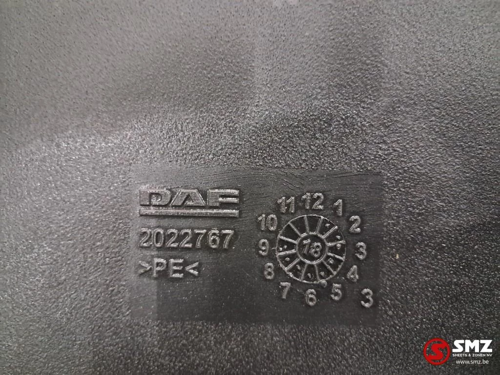 DAF 2018 - Occ AdBluetank 90L + steunen DAF afbeelding 5