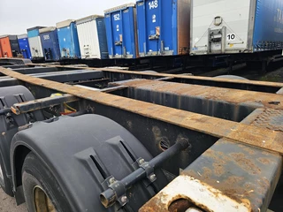 Krone SD | CONTAINER CHASSIS 40 FT 2 X 20 FT |BPW DRUM| APK TUV 22-07-2026. 5 PIECES. 2015 - N/A image 29