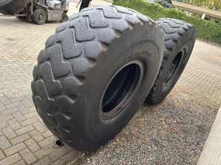 Michelin N/A - 23.5R25 used tires (set of 2) obrazek 6