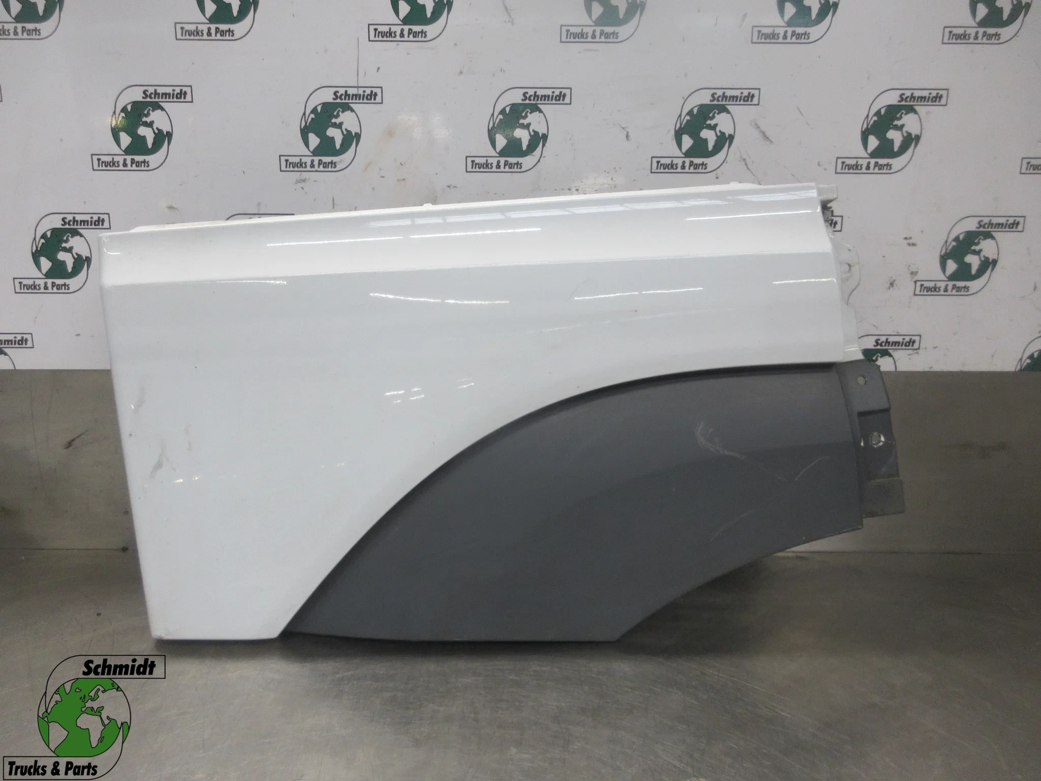 Mercedes-Benz - A 960 884 73 75 SPATBORD DEEL MP 5 ACTROS zdjęcie 1