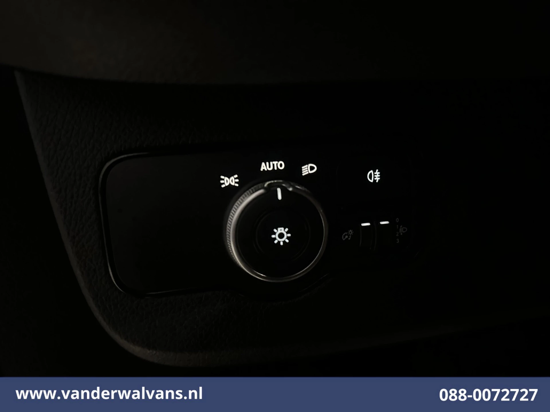 Mercedes-Benz Sprinter 2022 - 317 CDI 170pk L3H2 Euro6 Airco | Camera | Navigatie | Apple Carplay | Cruisecontrol obrázek 18