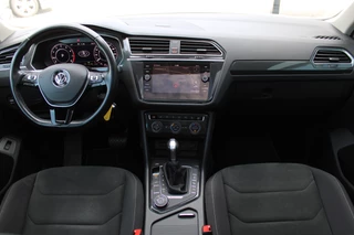 Volkswagen Tiguan 2018 - 2.0 TSI 4Motion Highline R-Line PANORAMADAK VIRTUAL ACC TREKHAAK image 2