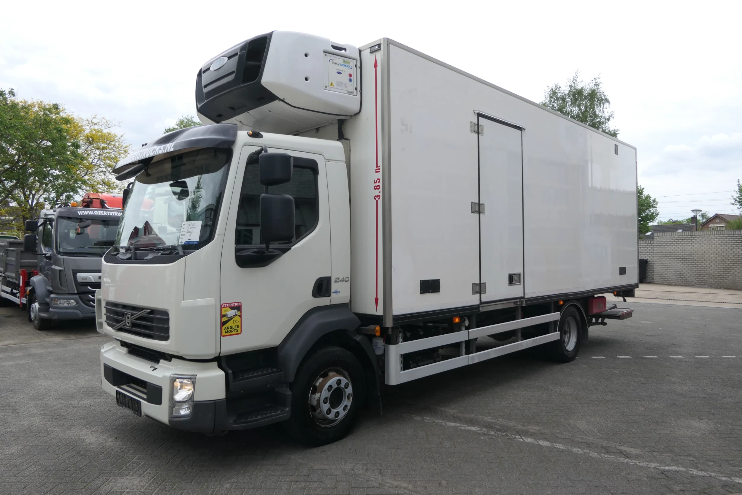 Volvo 240 2013 - FL | Carrier SUPRA 950Mt / Bi-temp | 3 Compartments | 465932Km | 2013 | 12Ton | 6 Cylinder | Dhollandia 1500Kg | TUV/MOT/APK 08-2026 | Luxembourg Truck afbeelding 5