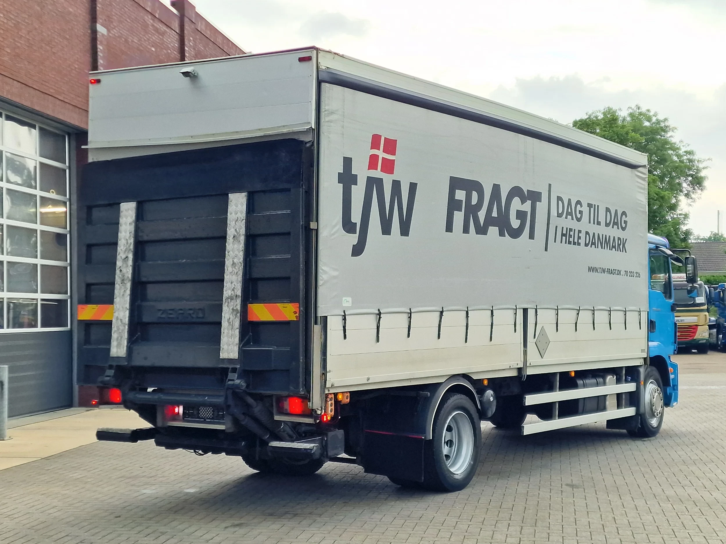 MAN TGM 2015 - 18.290 4x2 - Tautliner - Loadlift - Euro 6 - Automatic - Full air obrázek 10