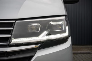 Volkswagen Transporter 2021 - T6.1 Bulli 2.0 TDI L1H1 | Virtual cockpit | Automaat | 150 PK | 3-Zits | 1e Eigenaar | LED | Camera | Carplay | PDC | Zijschuifdeur R+L | Trekhaak image 26
