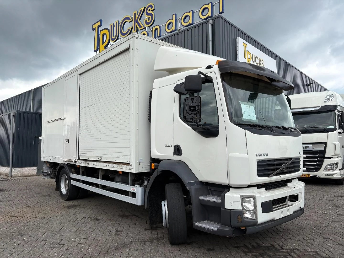 Volvo FL 2010 image 3