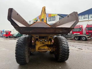 Caterpillar N/A 2012 - 725, CE, AIRCO, RETARDER, REAR CAMERA, AUTO LUBE, 23,5X25 TYERS imagen 9